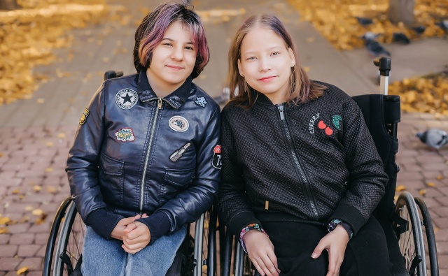 Thumbnail for - Пусть сбудутся новогодние желания: София и Алёна мечтают о спортивных колясках
