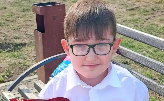 Thumbnail for - Пусть Руслан будет активнее благодаря специальным аппаратам на ноги!